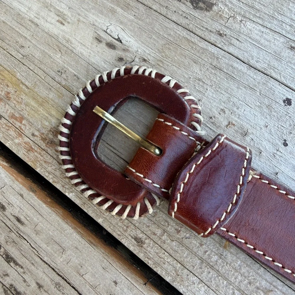Vintage Genuine Leather Belt Womens Small Brown Whipstitch Buckle Made in‎ USA
